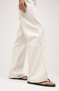 Curve Seam Jean II - Ecru