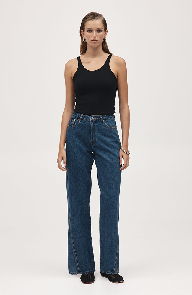 Curve Seam Jean II - Blue Denim