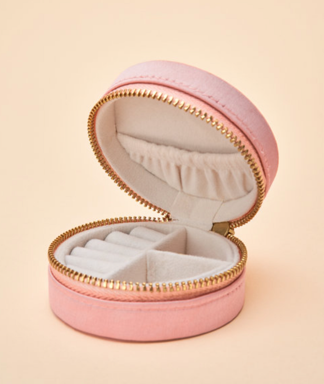 Mini Round Jewelery Travel Case - Pink