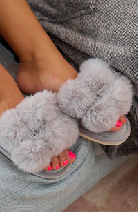 Luxe Pom Pom Slipper - Silver