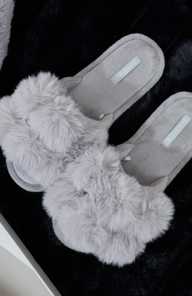 Luxe Pom Pom Slipper - Silver